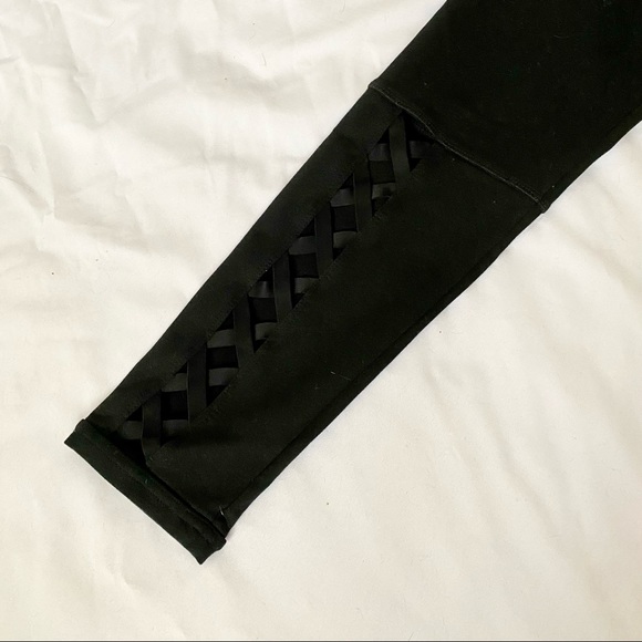 Fabletics Savina Legging - Picture 6 of 8